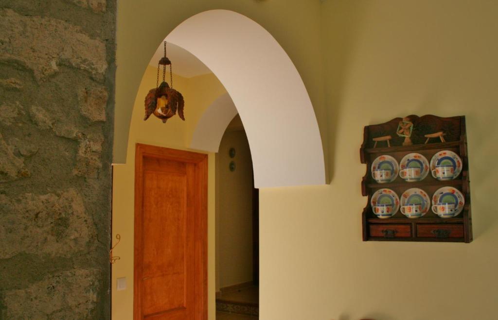 Hostal Conde De La Encina Trujillo Exterior foto